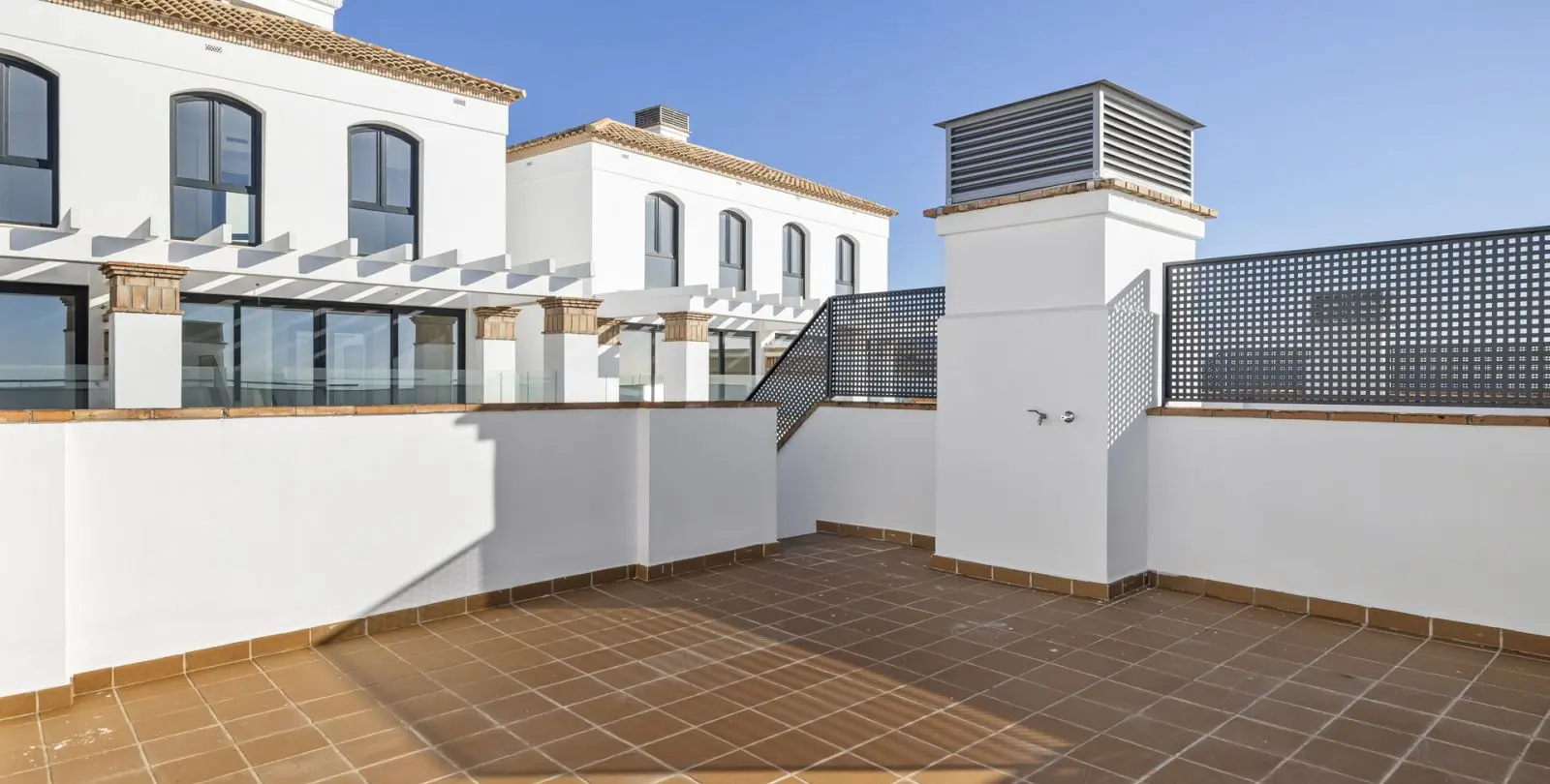 Продажа таунхауса в Torrox 24
