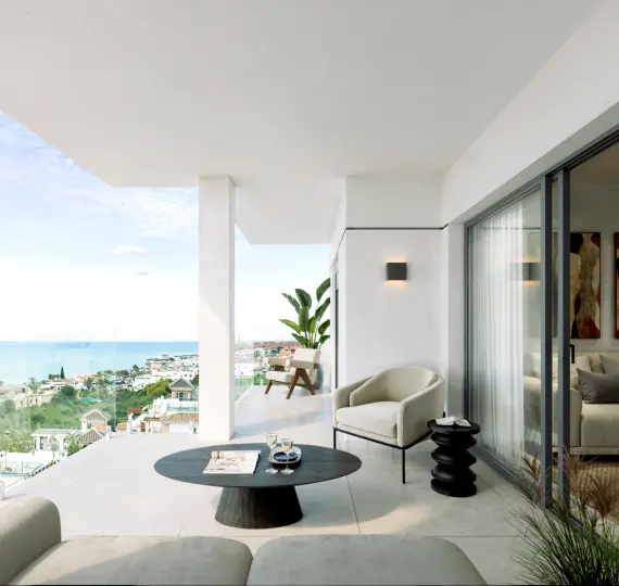 Middle floor apartment R5212369