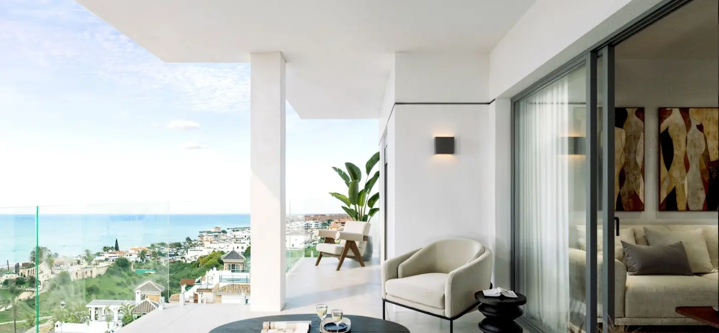 Sale of middle floor apartment in Torrox Costa 2