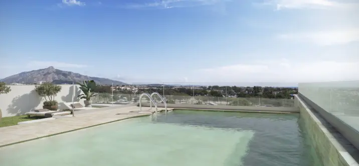 Venta de apartamento en planta baja en San Pedro de Alcántara 1
