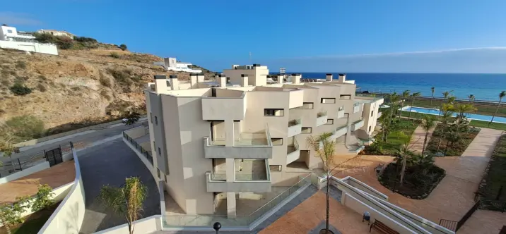 Venta de apartamento en planta baja en Valle-Niza 0