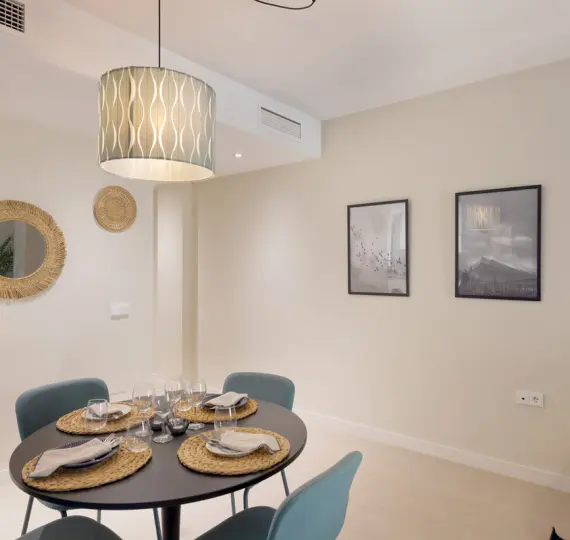 Venta de apartamento en planta baja en Valle-Niza