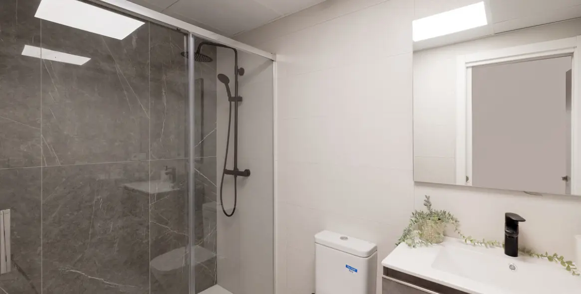 Продажа апартаментов на первом этаже в Valle-Niza 18