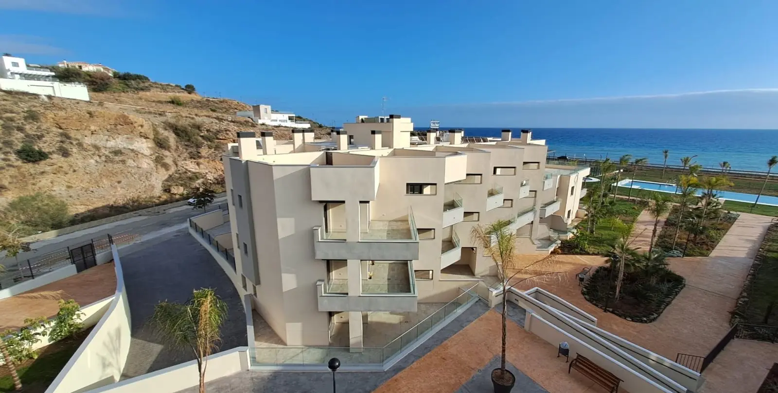 Sale of ground floor apartment in Valle-Niza 1