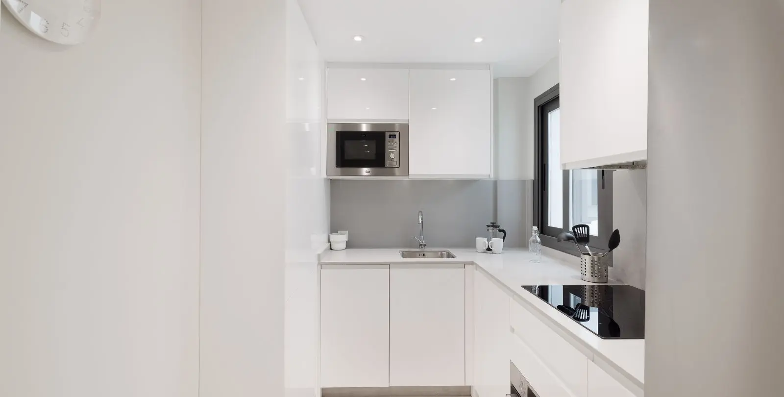 Sale of ground floor apartment in Valle-Niza 8
