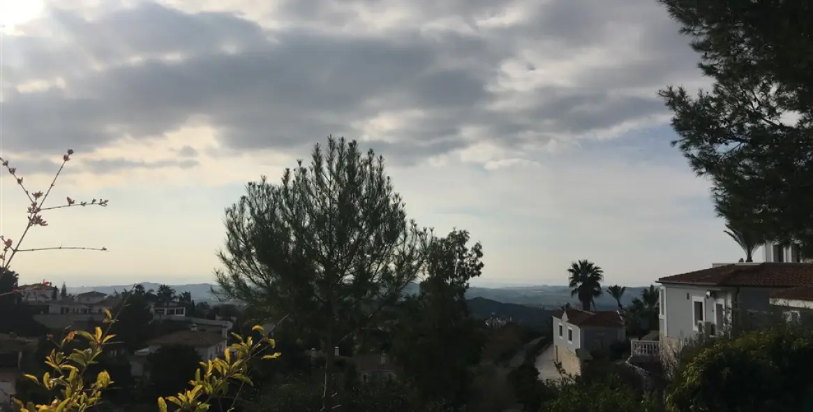 Продажа  жилого участка в Mijas 1