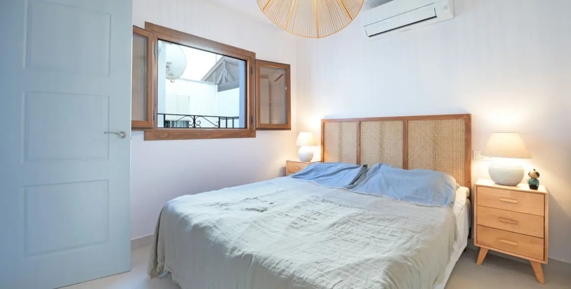 Sale of semi-detached house in Caleta de Vélez 5