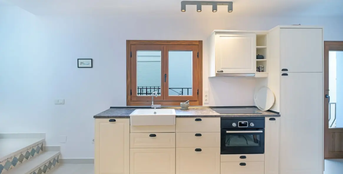 Sale of semi-detached house in Caleta de Vélez 8