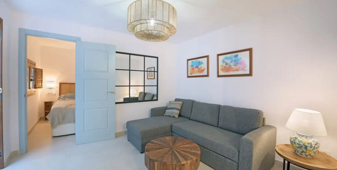 Sale of semi-detached house in Caleta de Vélez 13