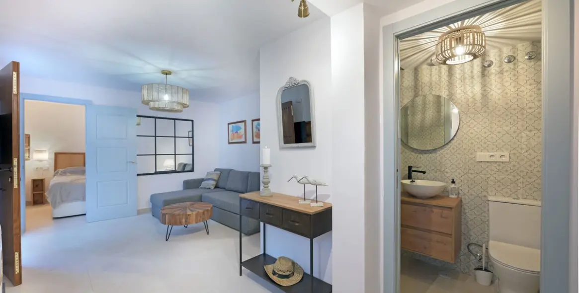 Sale of semi-detached house in Caleta de Vélez 16