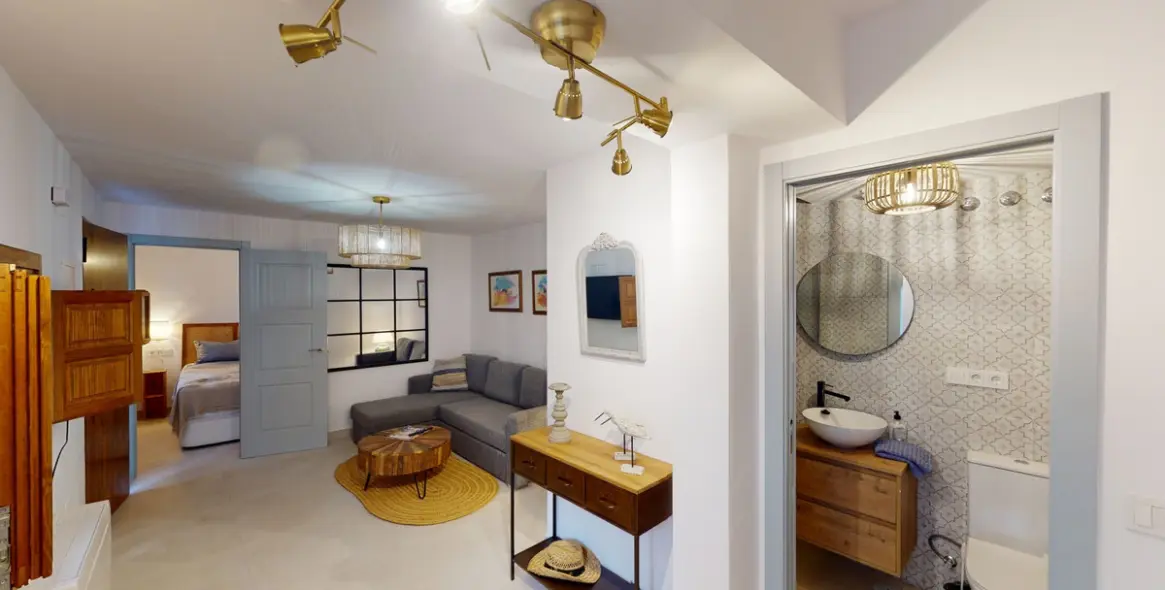 Sale of semi-detached house in Caleta de Vélez 7