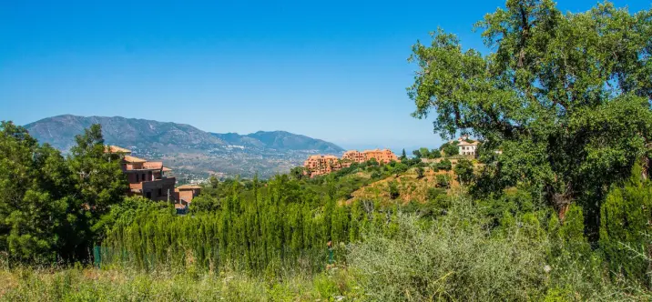 Продажа  жилого участка в La Mairena 3