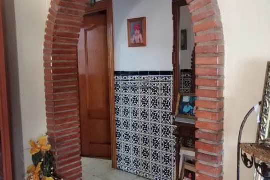 Image 6 thumb