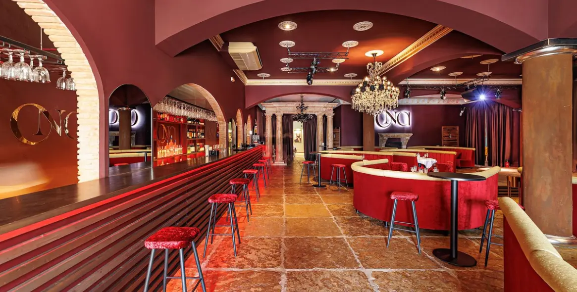 Long-term rent of restaurant in Cancelada 10