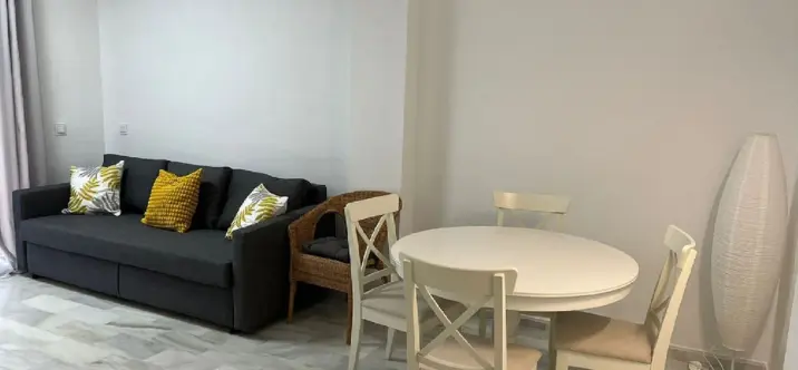 Sale of middle floor apartment in Guadalmina Baja 1