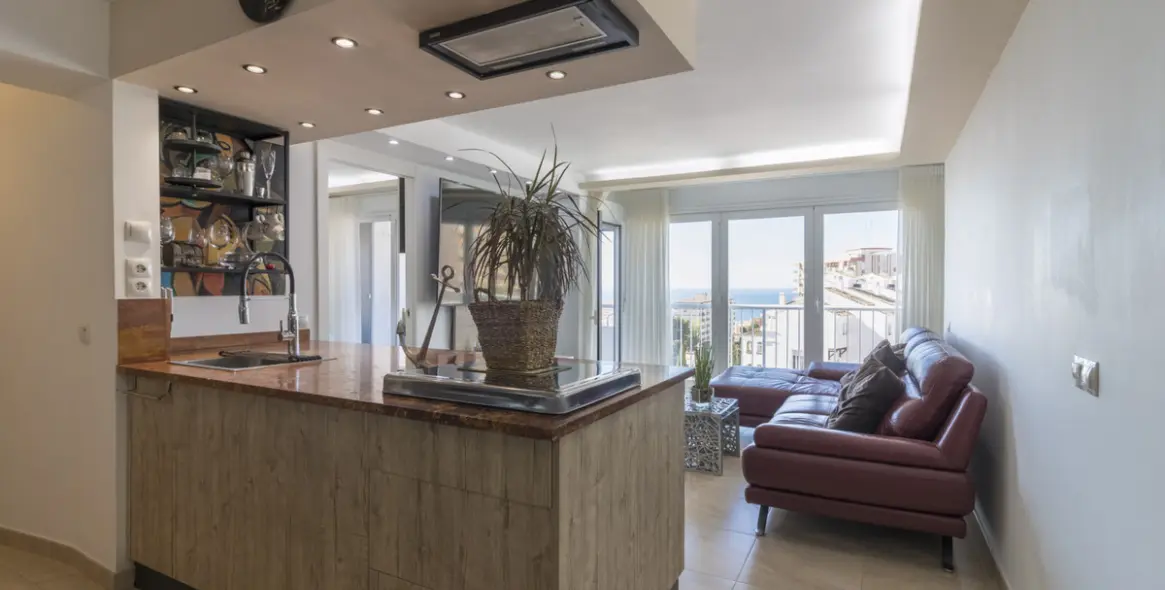 Продажа апартаментов на среднем этаже в Benalmadena Costa 6