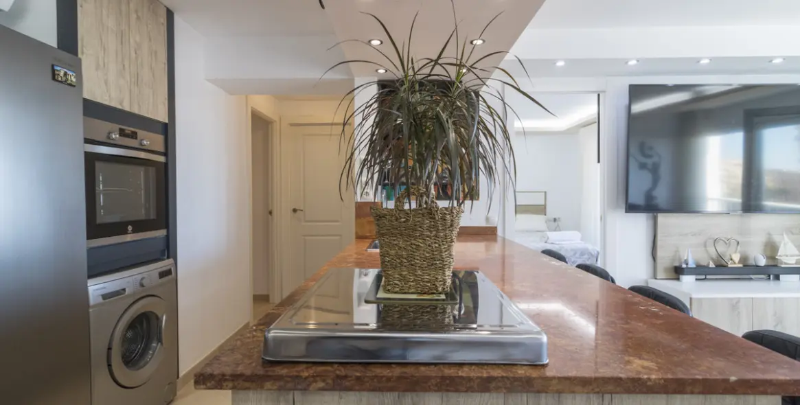 Продажа апартаментов на среднем этаже в Benalmadena Costa 7