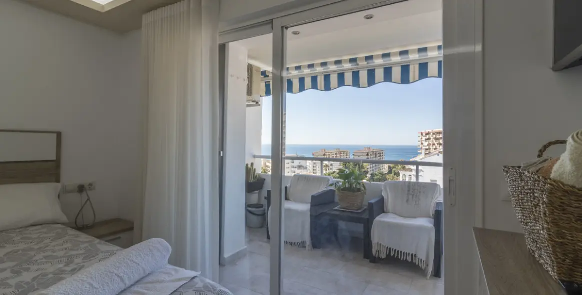 Продажа апартаментов на среднем этаже в Benalmadena Costa 12