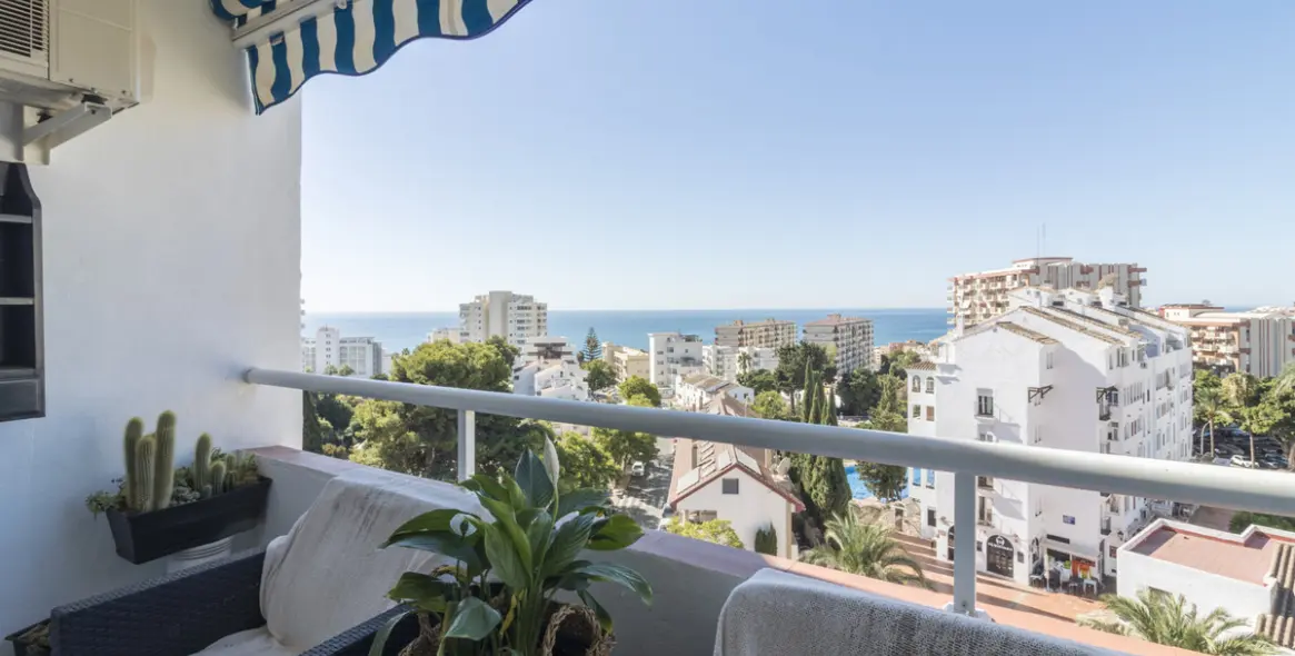 Продажа апартаментов на среднем этаже в Benalmadena Costa 14