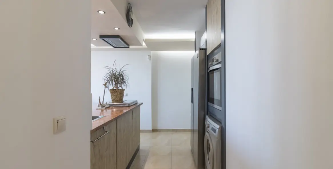 Продажа апартаментов на среднем этаже в Benalmadena Costa 16