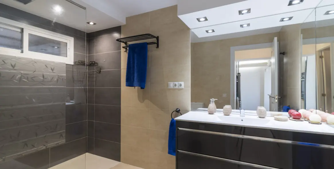 Продажа апартаментов на среднем этаже в Benalmadena Costa 18