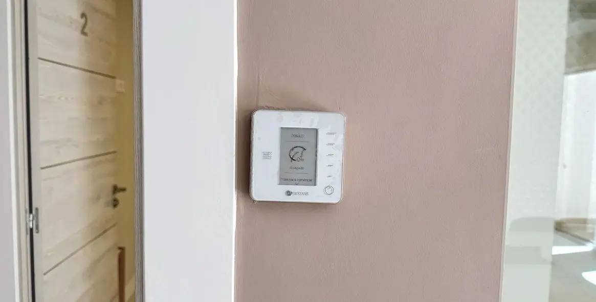 Продажа офиса в Estepona 4