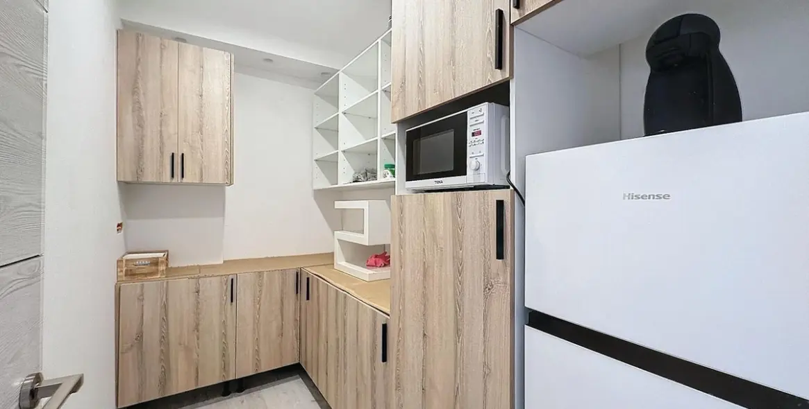 Продажа офиса в Estepona 13