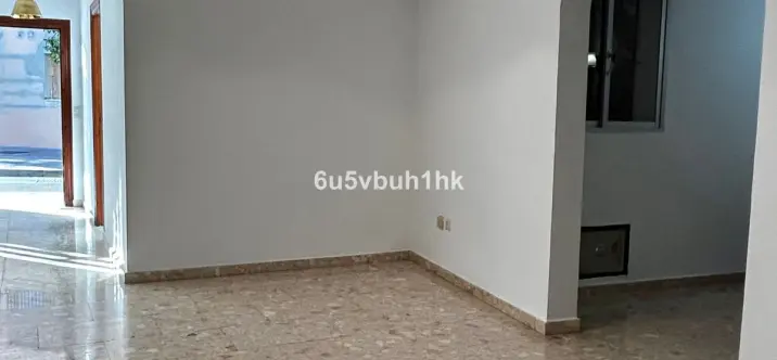 Продажа апартаментов на первом этаже в Fuengirola 2