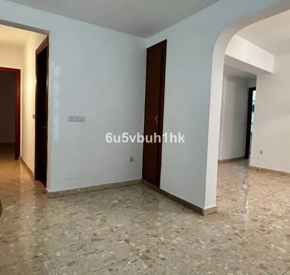 Продажа апартаментов на первом этаже в Fuengirola