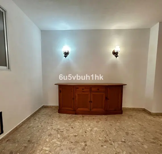 Продажа апартаментов на первом этаже в Fuengirola