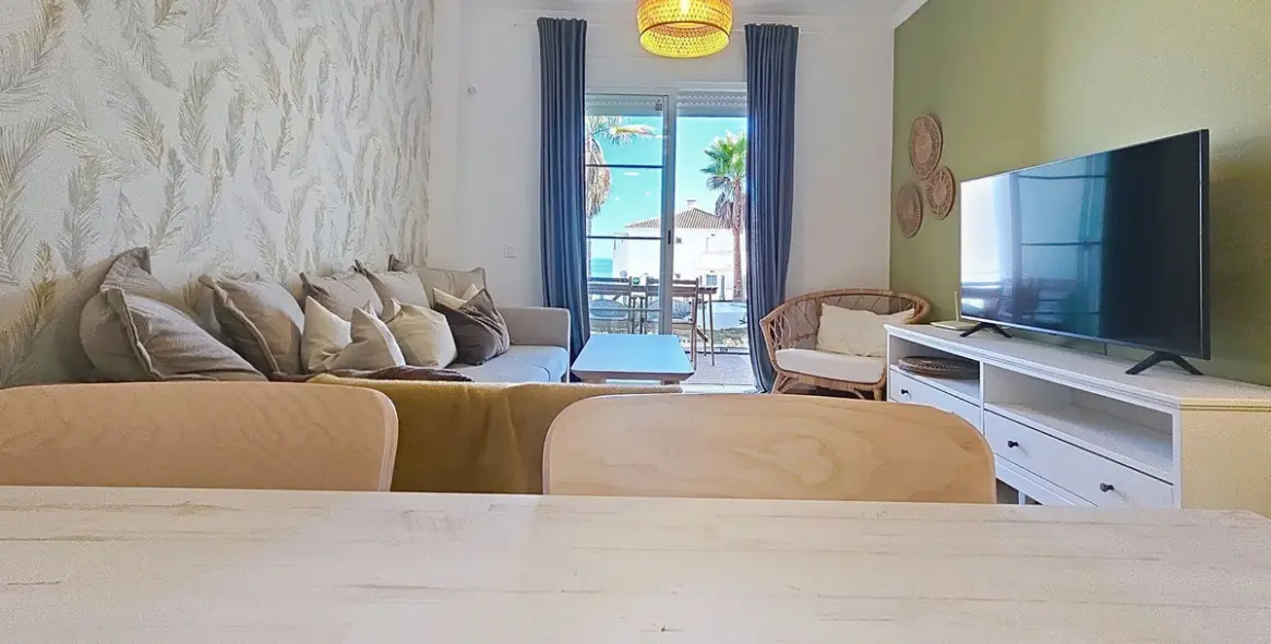 Продажа апартаментов на первом этаже в Manilva 7