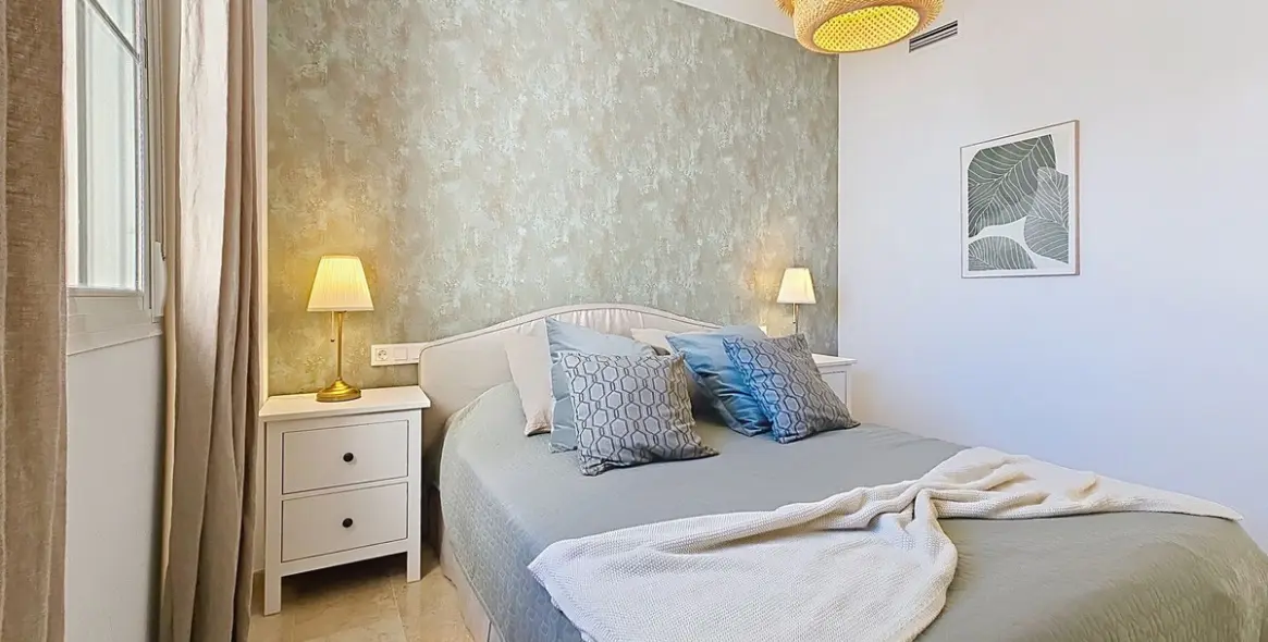 Продажа апартаментов на первом этаже в Manilva 11