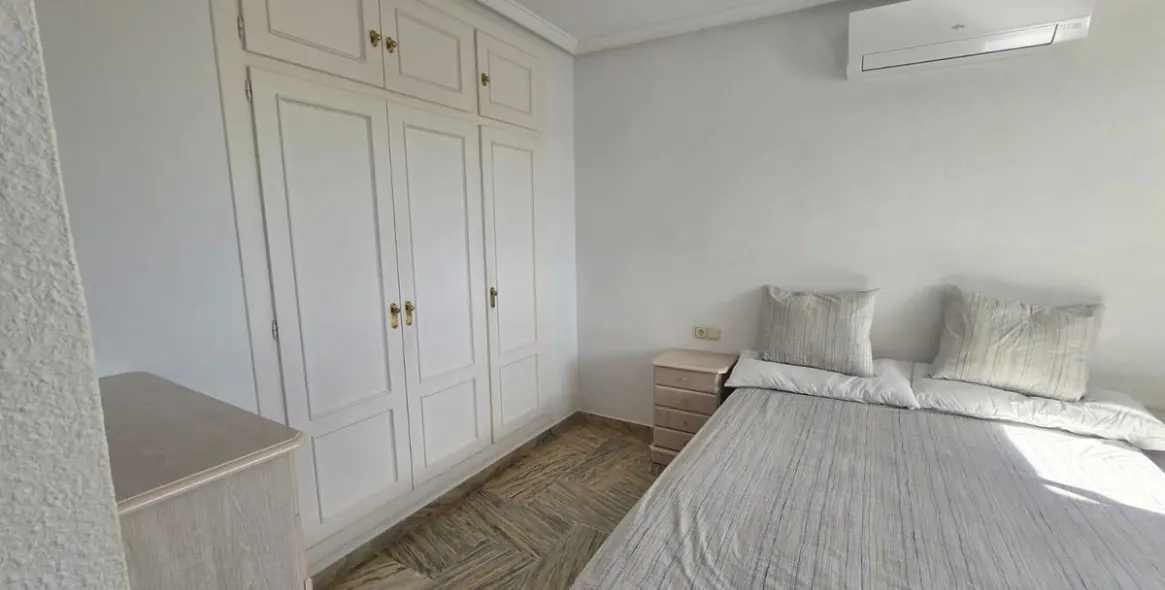 Продажа апартаментов на среднем этаже в Benalmadena 12