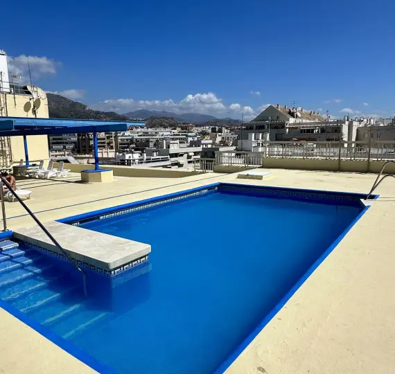 Sale of middle floor apartment in Marbella