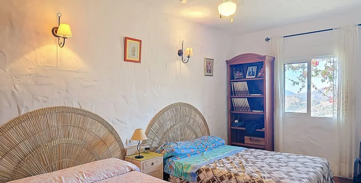 Sale of finca - cortijo in Frigiliana 13