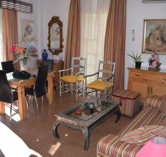 Apartamento en planta media R4792591