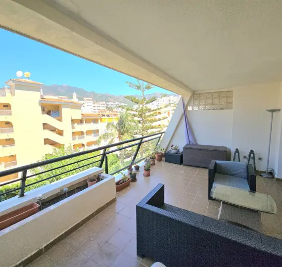 Продажа апартаментов на среднем этаже в Benalmadena Costa