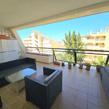 Venta de apartamento en planta media en Benalmadena Costa