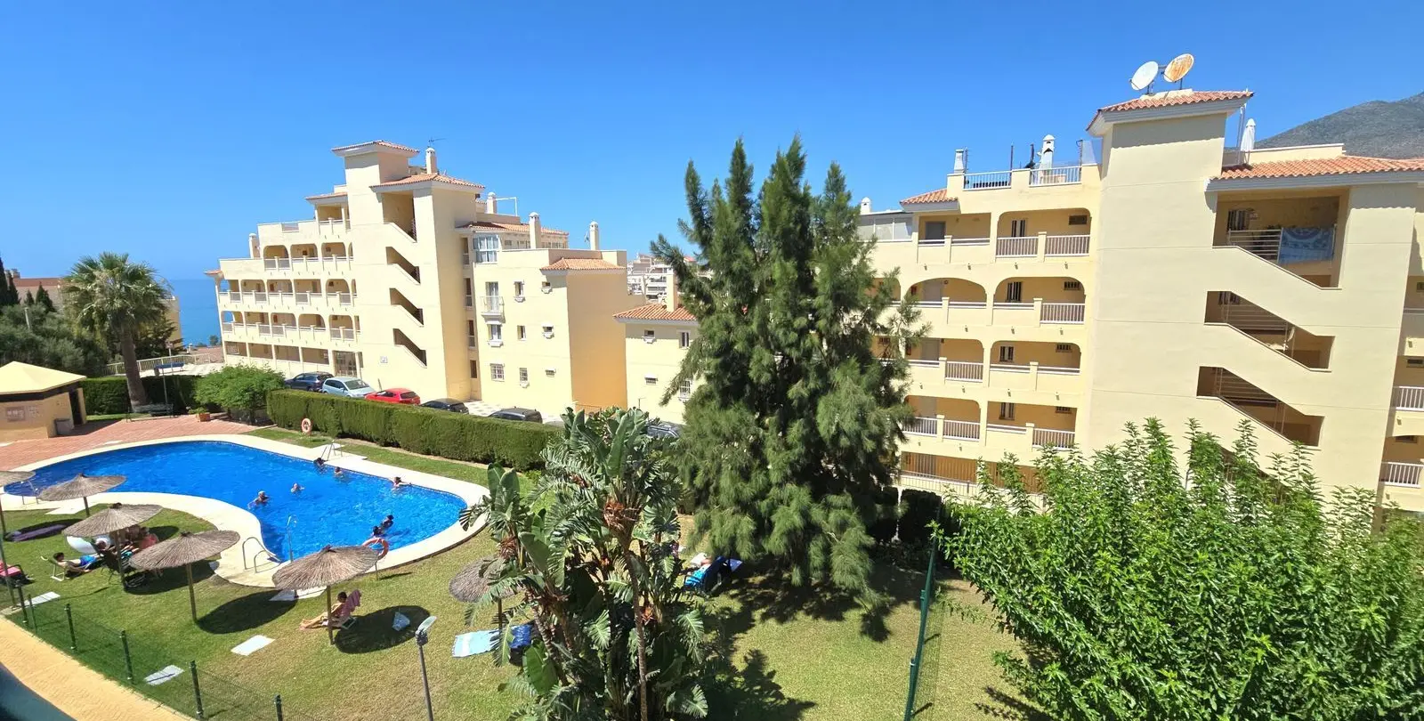 Продажа апартаментов на среднем этаже в Benalmadena Costa 3