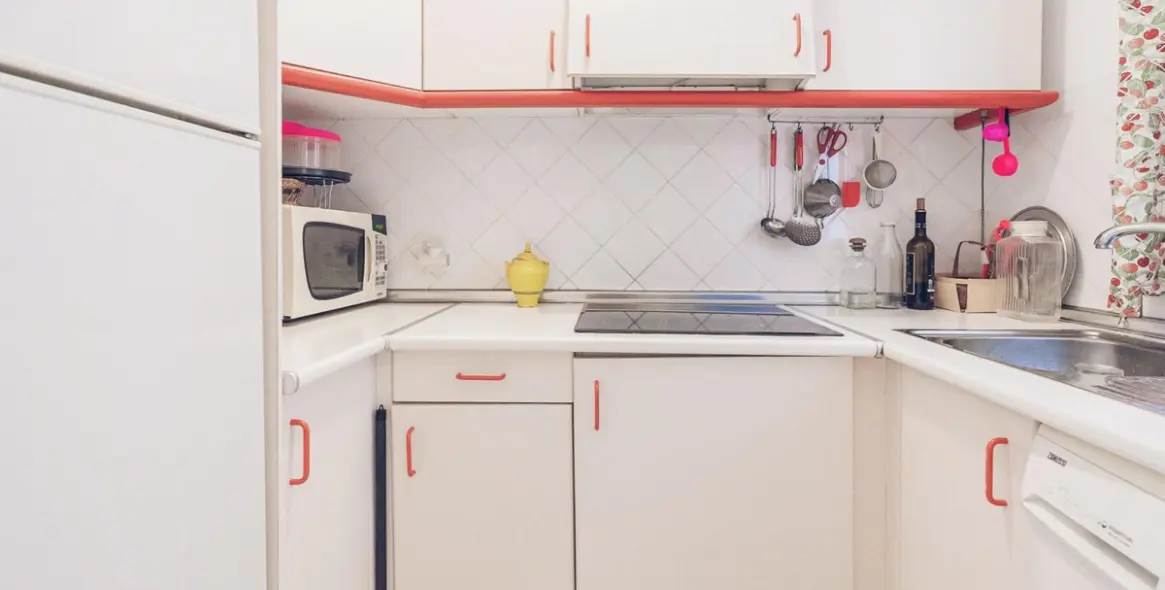 Sale of middle floor apartment in Marbella 13