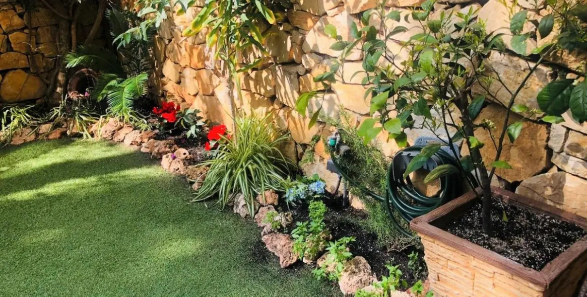 Sale of ground floor apartment in Calahonda 4