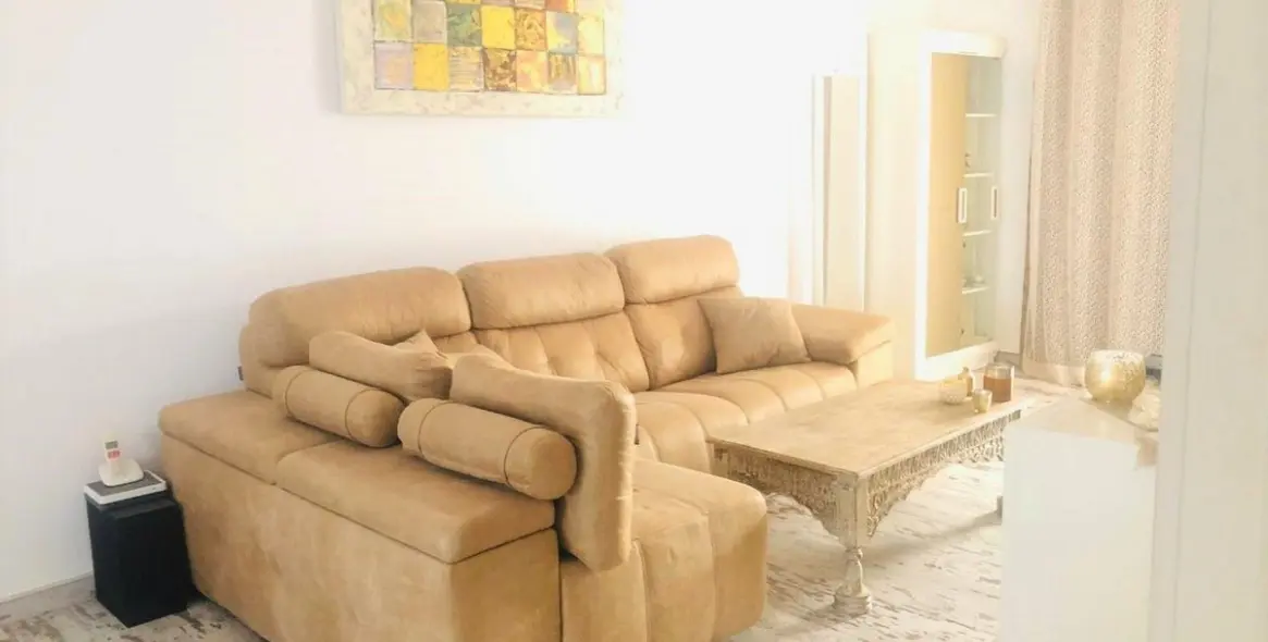 Sale of ground floor apartment in Calahonda 16