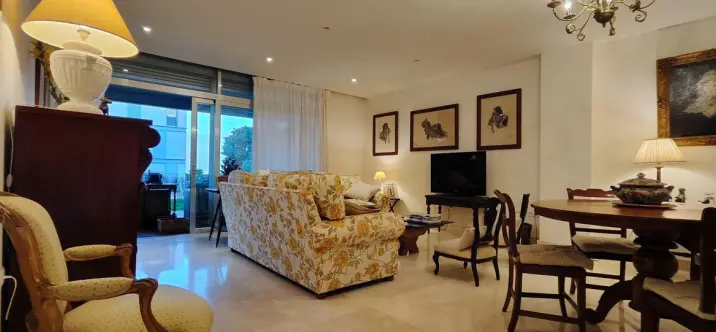 Venta de apartamento en planta baja en Punta Chullera 1