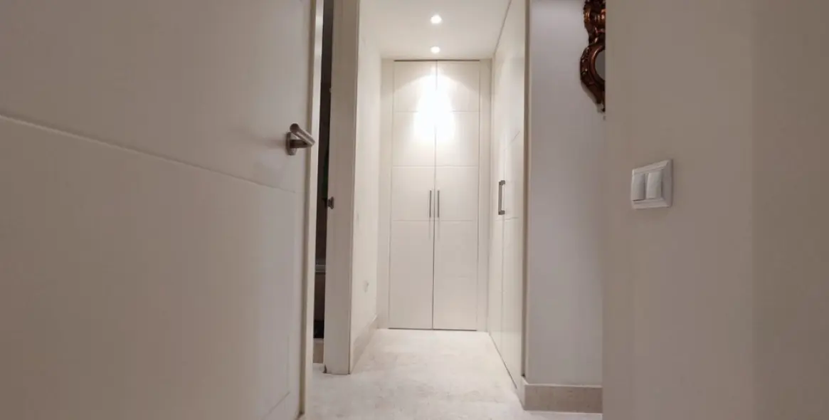 Продажа апартаментов на первом этаже в Punta Chullera 11