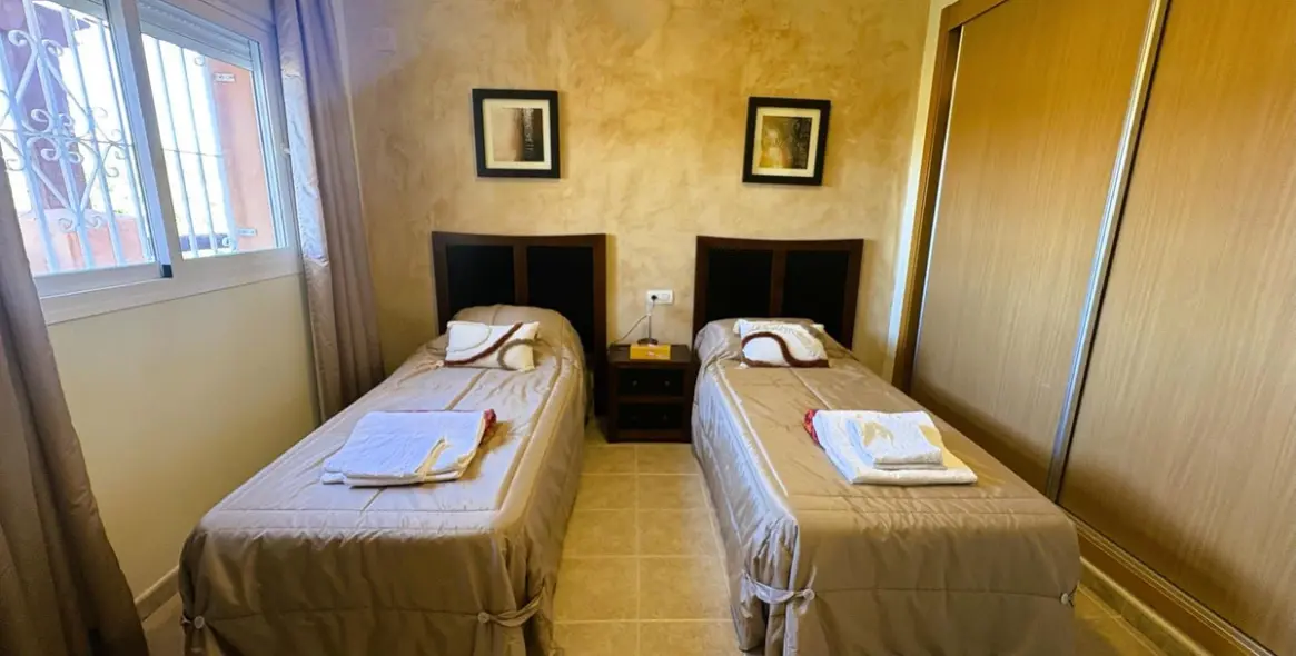 Sale of penthouse in Casares Playa 16