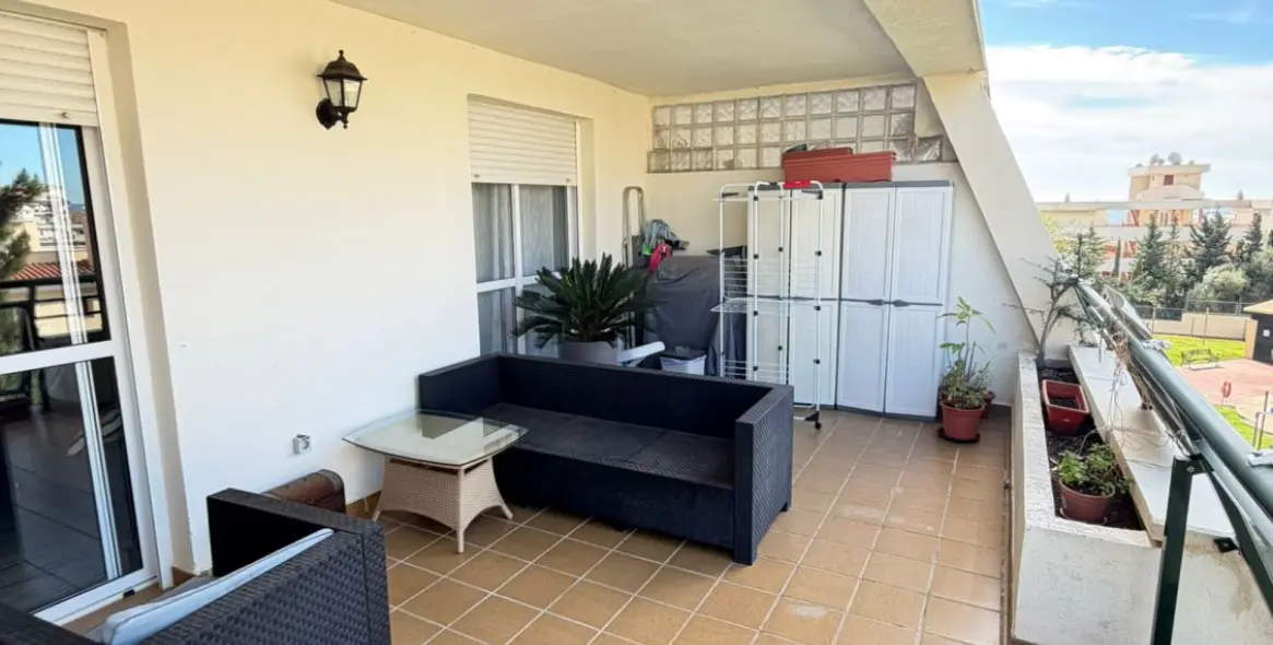 Продажа апартаментов на первом этаже в Torrequebrada 7