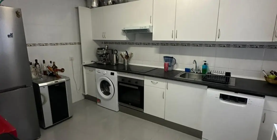 Продажа апартаментов на первом этаже в Torrequebrada 19