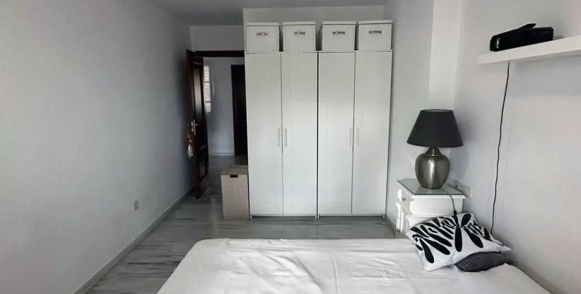 Venta de apartamento en planta baja en Torrequebrada 24