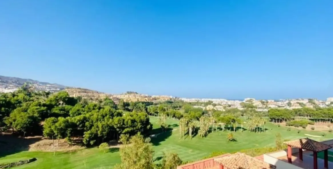 Venta de apartamento en planta baja en Torrequebrada 37