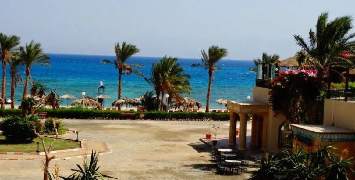 Venta de apartamento en planta baja en Torrequebrada 42